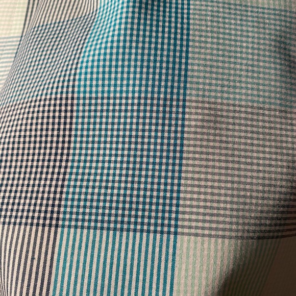Express Button-Down - Picture 4 of 4